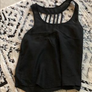 Sleeveless tank top